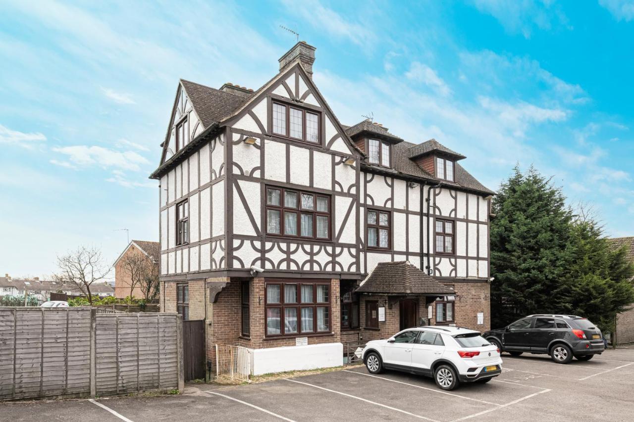 Barrington Lodge Crawley Kültér fotó